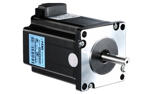 力矩2.8N.m,轉(zhuǎn)動慣量680應(yīng)選哪個型號的步進(jìn)電機(jī)?